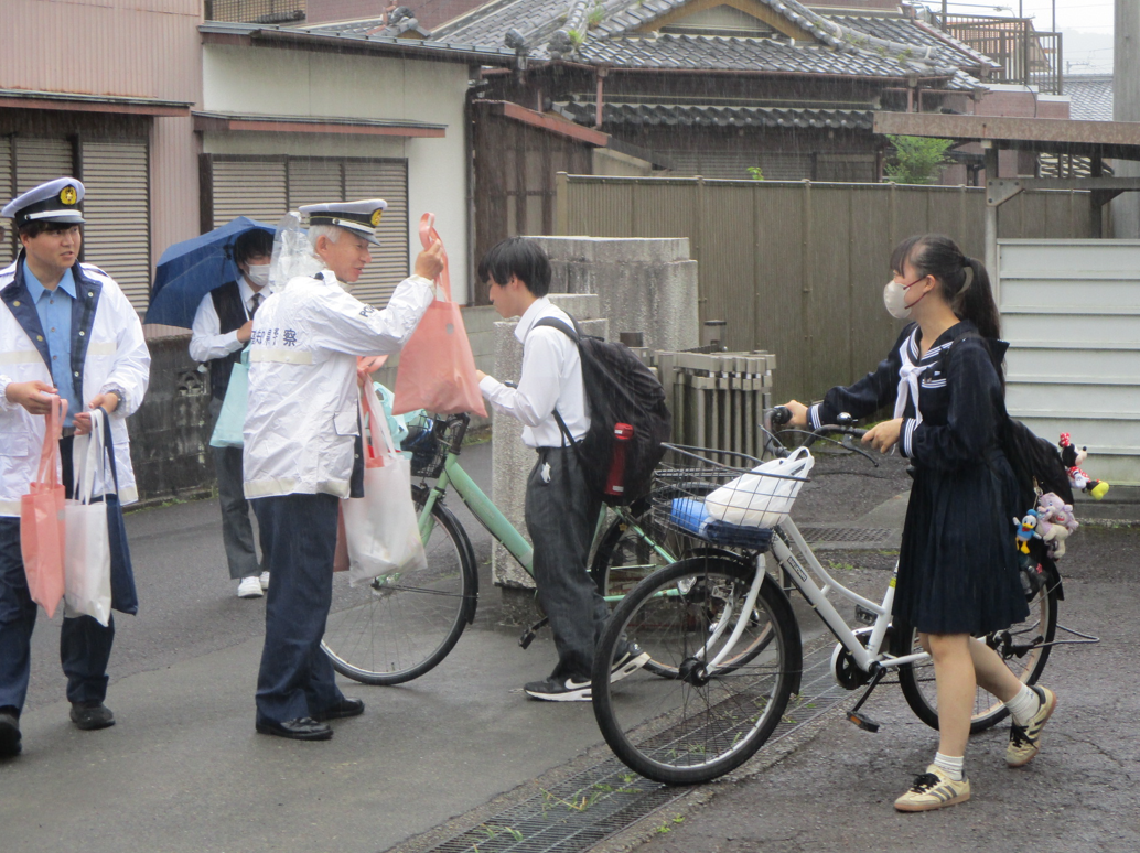 R8_自転車マナーアップキャンペーン (2)