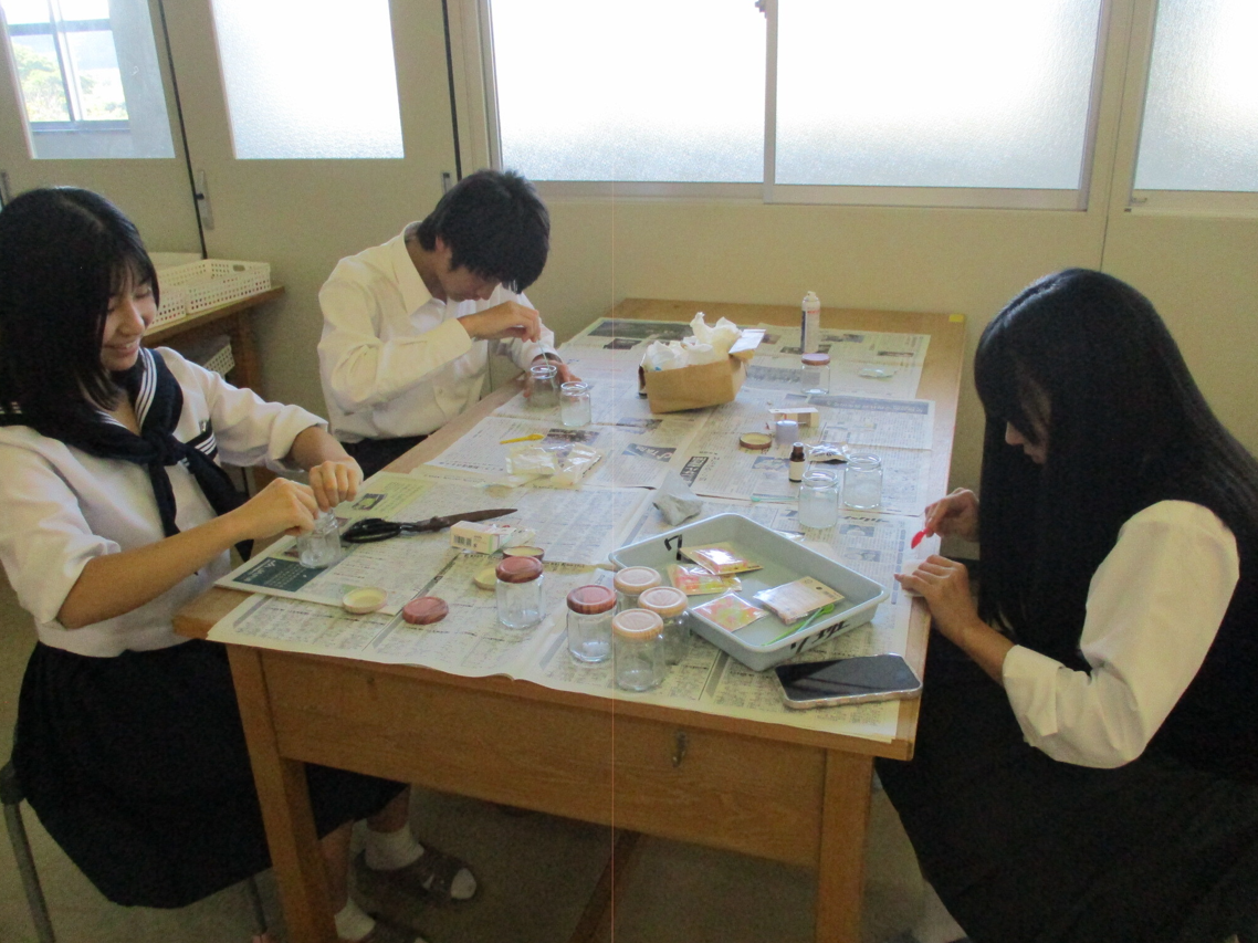 R8_家庭クラブ（消臭剤） (2)