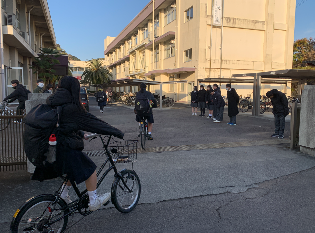 R7_あいさつ運動（１月） (2)