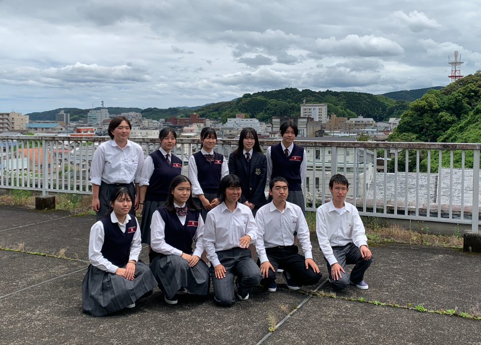 R8_卒アル写真生徒会 (4)