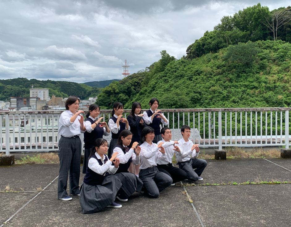 R8_卒アル写真生徒会 (1)