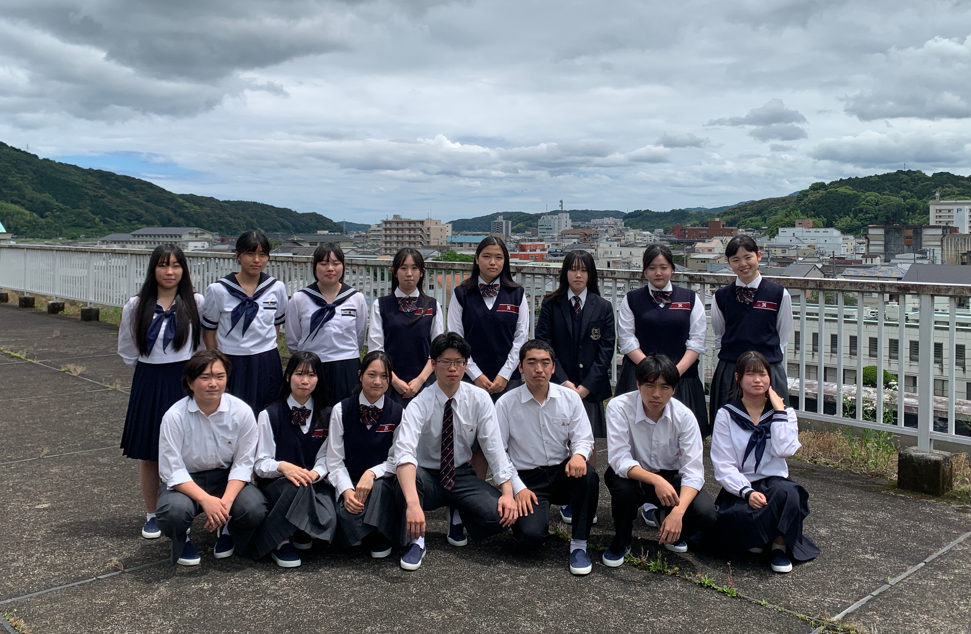 R8_卒アル写真生徒会 (2)