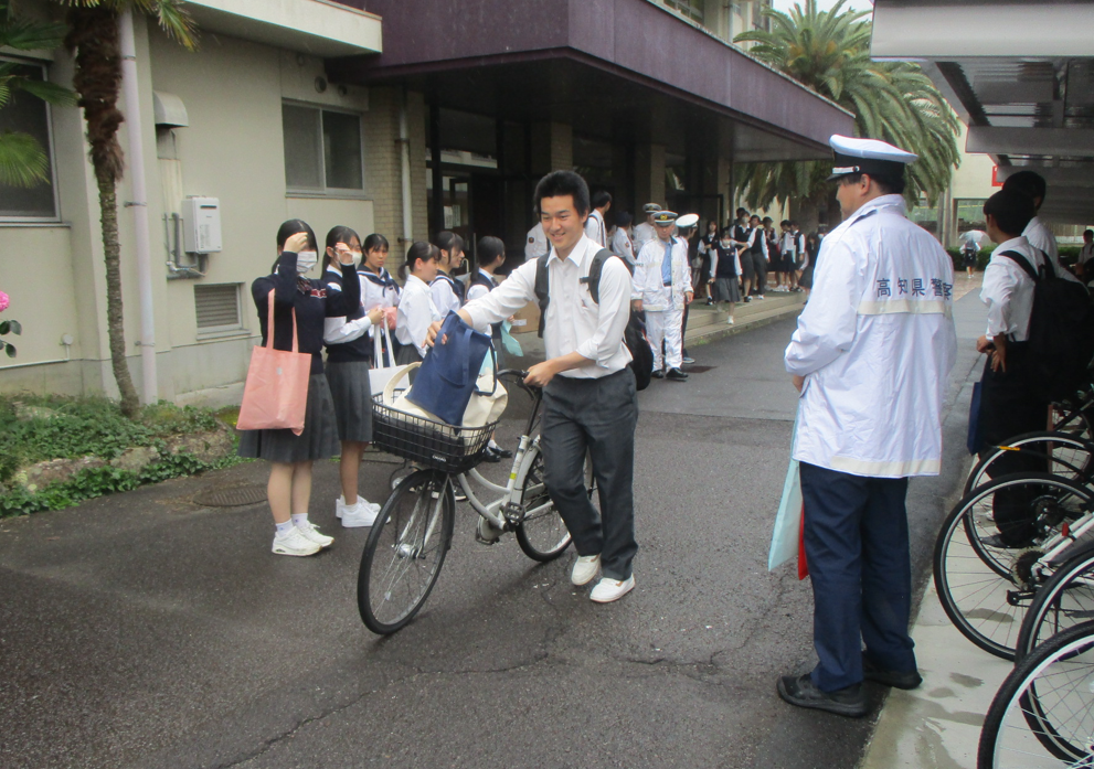 R8_自転車マナーアップキャンペーン (3)