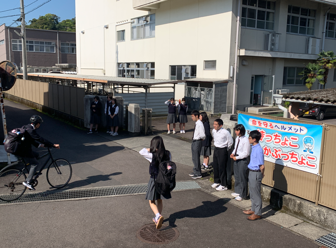 R8_あいさつ運動Ⅰ (2)