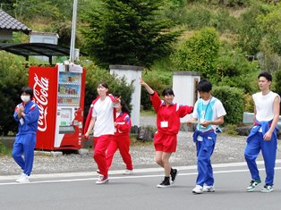 ♪歩こ～歩こ～